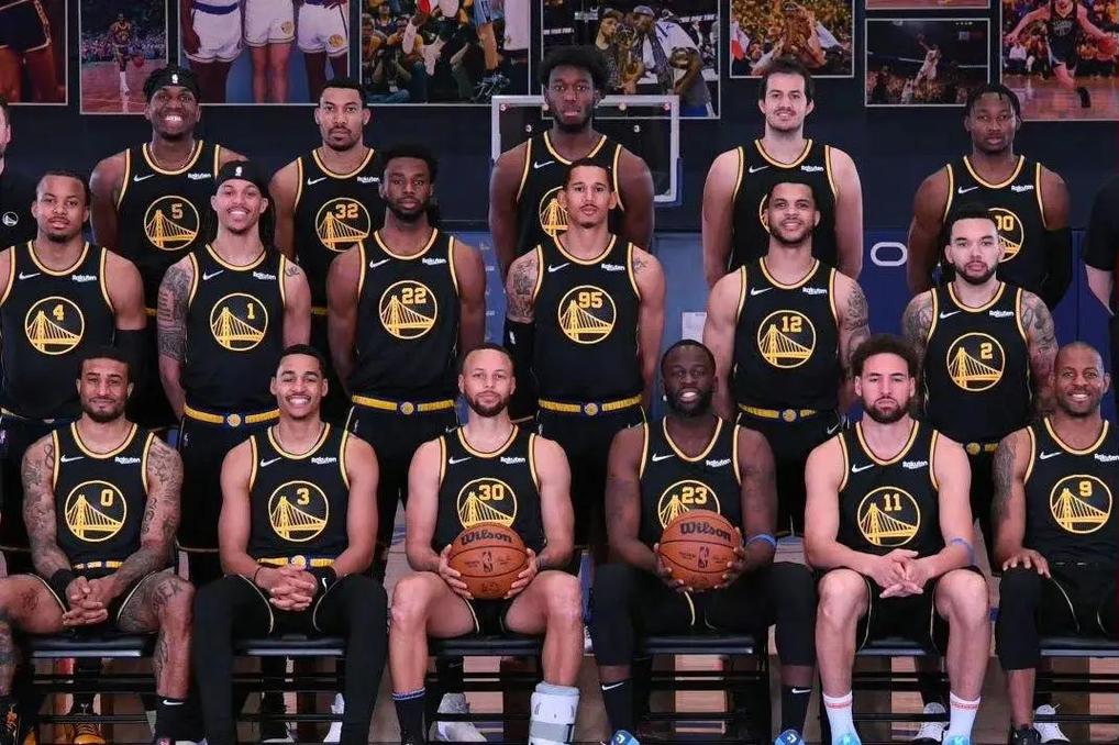 孔蒂：欧冠是完全不同的世界，我们的目标是比法兰克福多进1个（孔蒂：欧冠是另一片天地，力争比法兰克福多进一球）