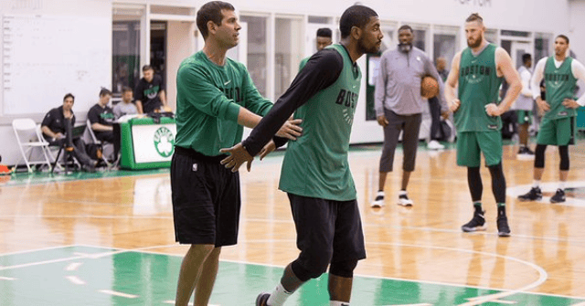 意大利上一场参加世界杯的首发11人：6人已退役，2人无球队（意大利上次世界杯首发11人中，6人已退役，2人暂无球队）