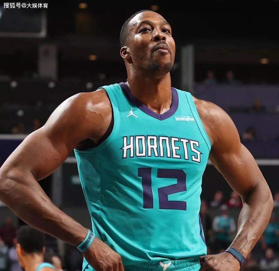 英媒：日本侵略者照片事件是个失误，布莱顿和英超此前都不了解此事（英媒称“日本侵略者”照片风波系失误，布莱顿与英超此前并不知情）