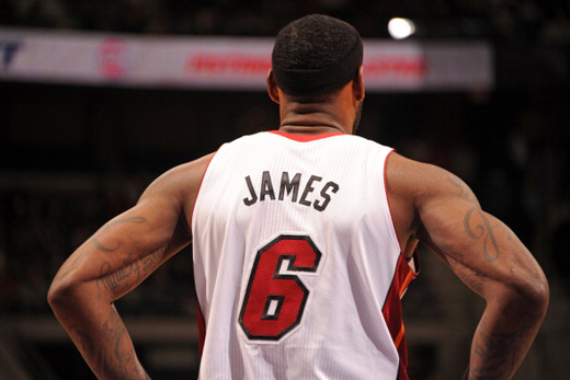 斯卢茨基：柔佛打法更接近于欧洲球队，希望我们展现出竞争力（斯卢茨基：柔佛踢法更像欧洲队，期待我们打出竞争力）