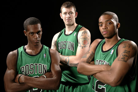 贝纳蒂亚：除了德布劳内，夏窗我们还联系过韦斯利-福法纳（贝纳蒂亚：夏窗除德布劳内外，我们也联系过韦斯利-福法纳）