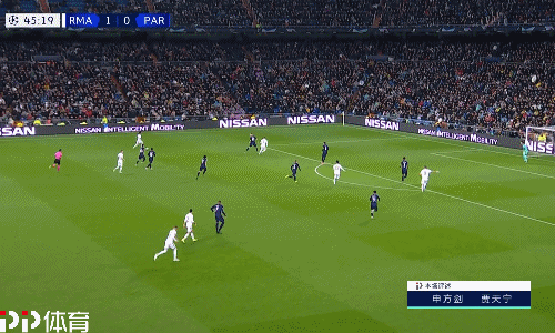 国脚庆祝破门动作刷屏社交媒体